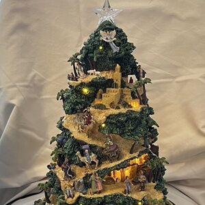 Thomas Kinkade Illuminated Nativity Tabletop Tree: Glory to The Newborn King